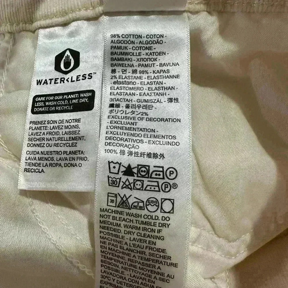 Levi’s women 725 HIGH RISE BOOTCUT size 33/30 BNWT corduroy ivory jeans - Picture 9 of 9